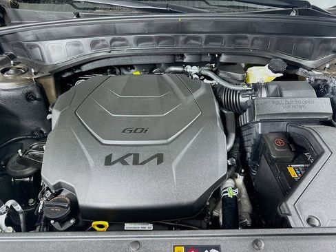 New 2025 Kia Telluride S image 10