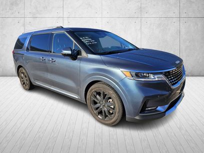 Used 2022 Kia Carnival SX