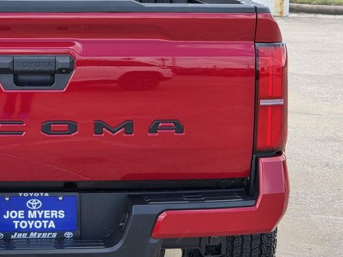 Used 2026 Toyota Tacoma SR5 AWD/4WD image 9