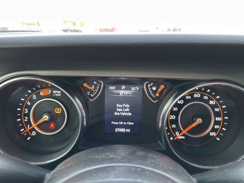 Used 2023 Jeep Wrangler Sport S image 12