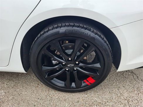 Used 2024 Chevrolet Malibu LT w/ Redline Edition image 25