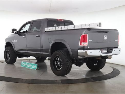 Used 2014 RAM 2500 Laramie w/ Convenience Group AWD/4WD image 9