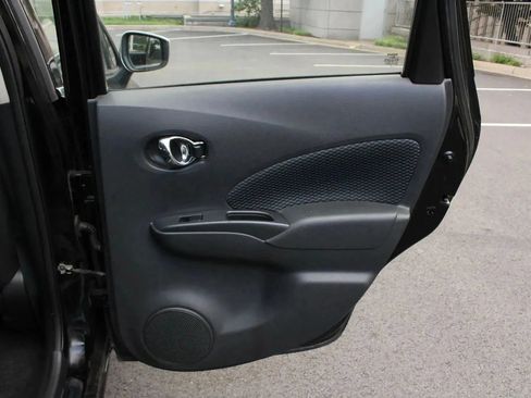 Used 2016 Nissan Versa Note SV FWD image 20