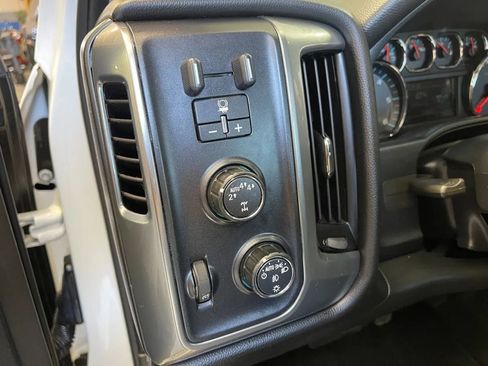 Used 2017 Chevrolet Silverado 1500 LT w/ All Star Edition image 16