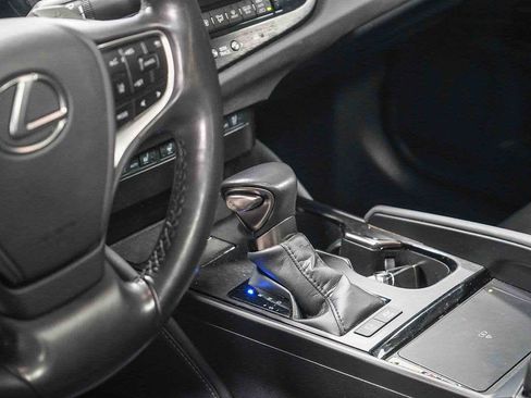 Used 2024 Lexus ES 300h image 26