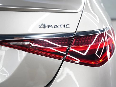Used 2023 Mercedes-Benz S 500 4MATIC image 24