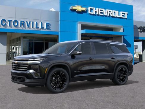 New 2026 Chevrolet Traverse LT image 2