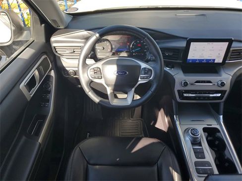 Used 2023 Ford Explorer XLT w/ Equipment Group 202A image 13