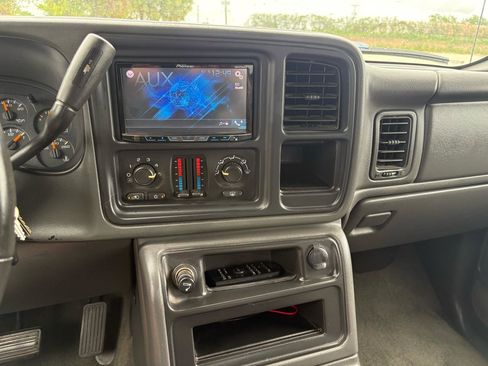 Used 2005 Chevrolet Silverado 1500 LS w/ Safe And Sound Package RWD image 53