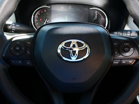 Used 2024 Toyota RAV4 XLE image 14