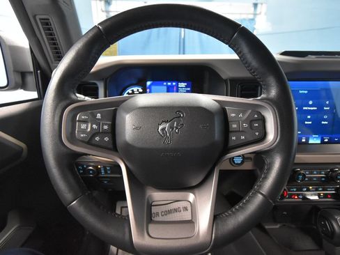 Used 2023 Ford Bronco Wildtrak AWD/4WD image 10
