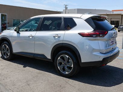 Used 2024 Nissan Rogue SV