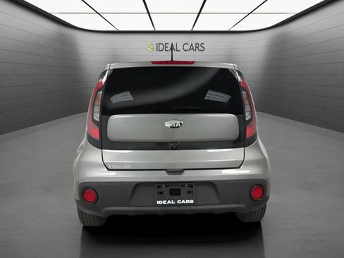 Used 2019 Kia Soul FWD image 6