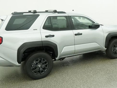 New 2026 Toyota 4Runner SR5 AWD/4WD image 10