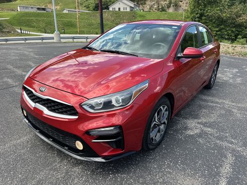 Used 2019 Kia Forte LXS FWD image 6