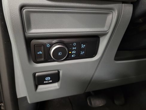 Used 2022 Ford F150 XLT w/ XTR Package AWD/4WD image 31