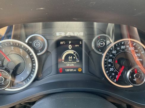 Used 2022 RAM 1500 Big Horn w/ Trailer Tow Group (B) AWD/4WD image 15