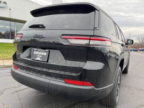 New 2025 Jeep Grand Cherokee L Altitude image 45
