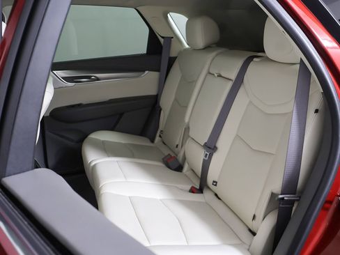 Used 2023 Cadillac XT5 Premium Luxury AWD/4WD image 30