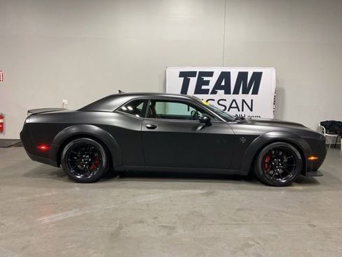 Used 2021 Dodge Challenger SRT Hellcat Redeye RWD image 8