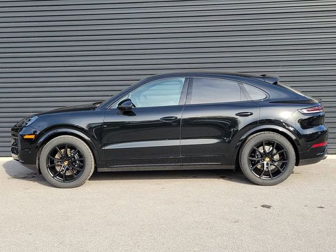 New 2026 Porsche Cayenne Coupe image 2
