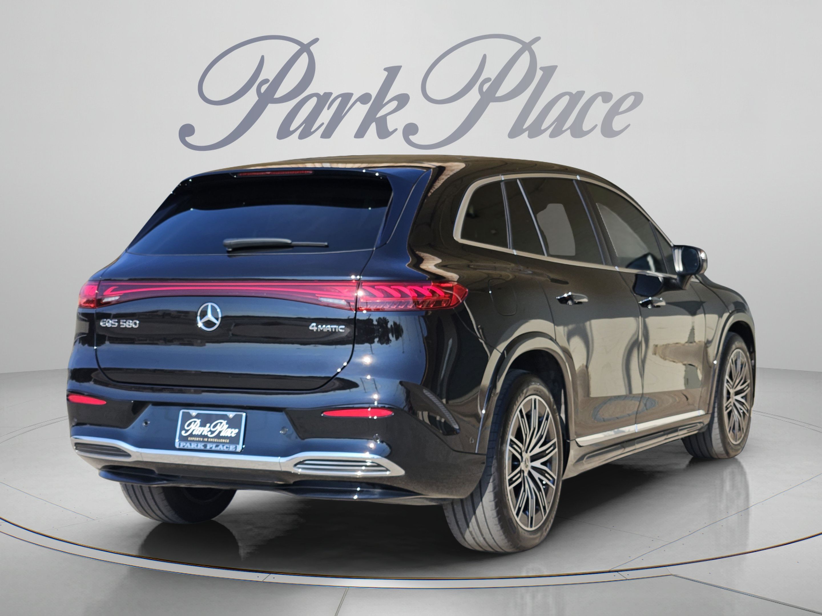 Certified 2023 Mercedes-Benz EQS 580 4MATIC SUV image 6