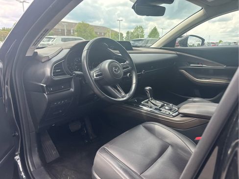 Used 2022 MAZDA CX-30 AWD 2.5 S w/ Premium Package image 6
