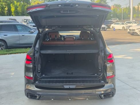 Used 2024 BMW X5 xDrive40i w/ M Sport Package AWD/4WD image 32
