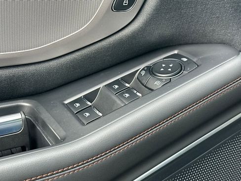 Certified 2025 Ford Expedition Active image 13