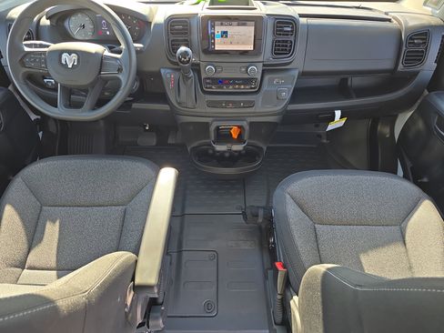 Used 2025 RAM ProMaster 2500 w/ Storage Group image 9