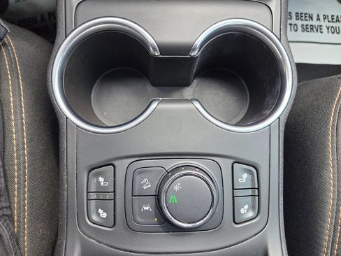 Used 2020 GMC Terrain SLE w/ Driver Convenience Package FWD image 31