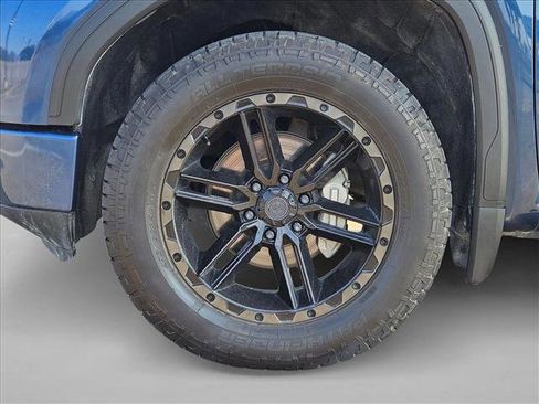Used 2021 GMC Sierra 1500 Elevation image 23