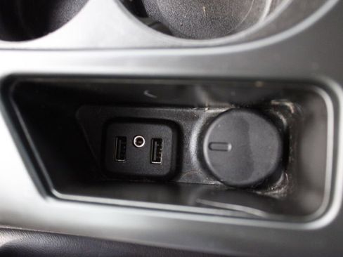 Used 2017 Buick Regal AWD image 19