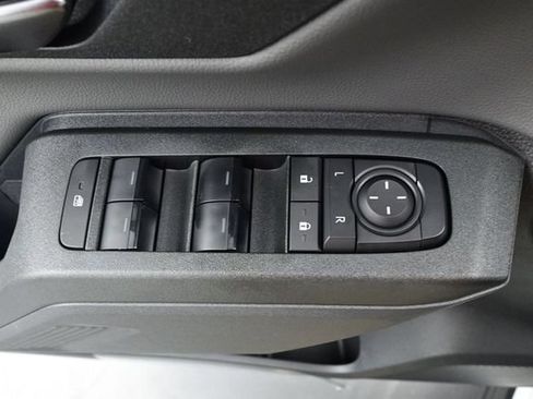 Used 2026 Toyota RAV4 SE AWD/4WD image 9