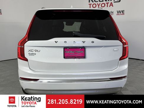 Used 2022 Volvo XC90 T8 Inscription Expression w/ Advanced Package image 5