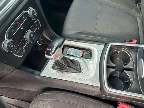 Used 2016 Dodge Charger R/T RWD image 17