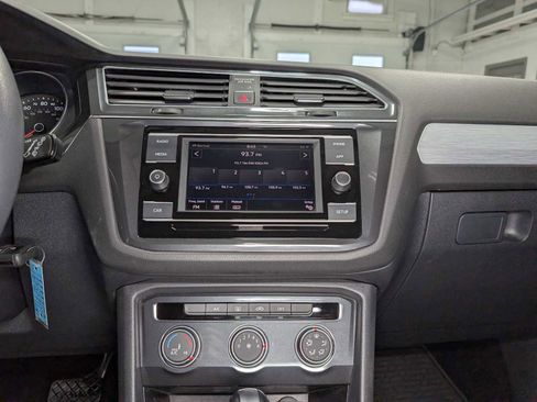 Used 2018 Volkswagen Tiguan S w/ 3rd Row Seat Package image 31