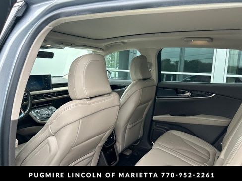 Used 2023 Lincoln Nautilus Reserve w/ Class II Trailer Tow Package AWD/4WD image 4