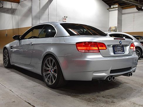 Used 2009 BMW M3 Convertible RWD image 9