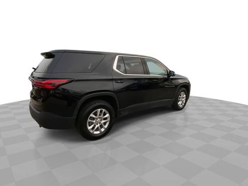 Used 2023 Chevrolet Traverse LS w/ Safety Package AWD/4WD image 2