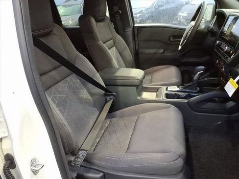 New 2026 Nissan Frontier SV w/ Tow Package image 17