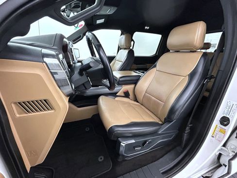 Used 2021 Ford F150 Lariat w/ Max Trailer Tow Package image 10