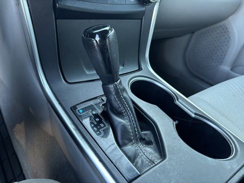 Used 2016 Toyota Camry LE image 7
