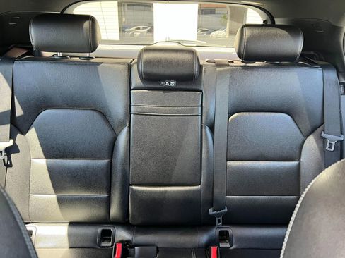 Used 2016 Mercedes-Benz GLA 250 4MATIC image 23