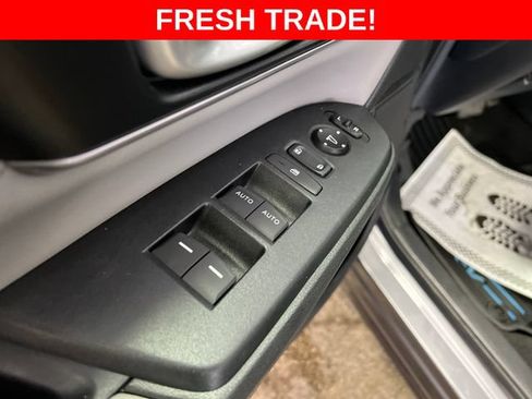 Used 2018 Honda CR-V EX-L image 19