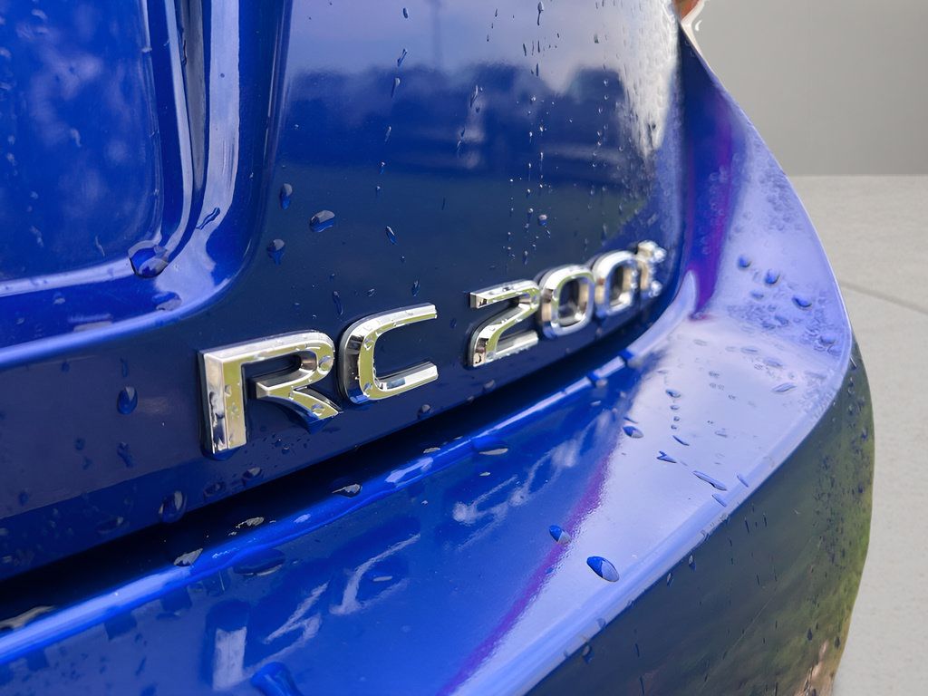 Used 2016 Lexus RC 200t RWD image 13