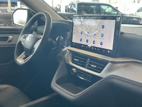 New 2026 Ford Explorer Active w/ Active Comfort Package RWD image 20