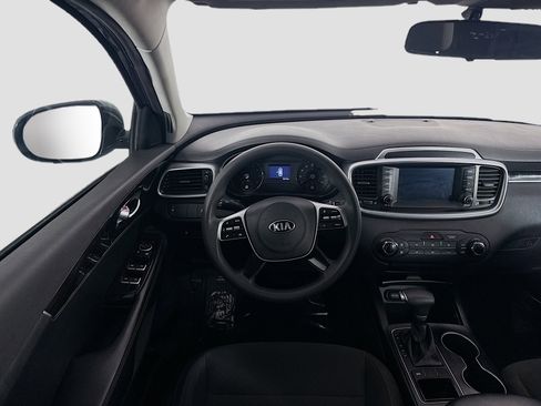 Used 2020 Kia Sorento L image 17