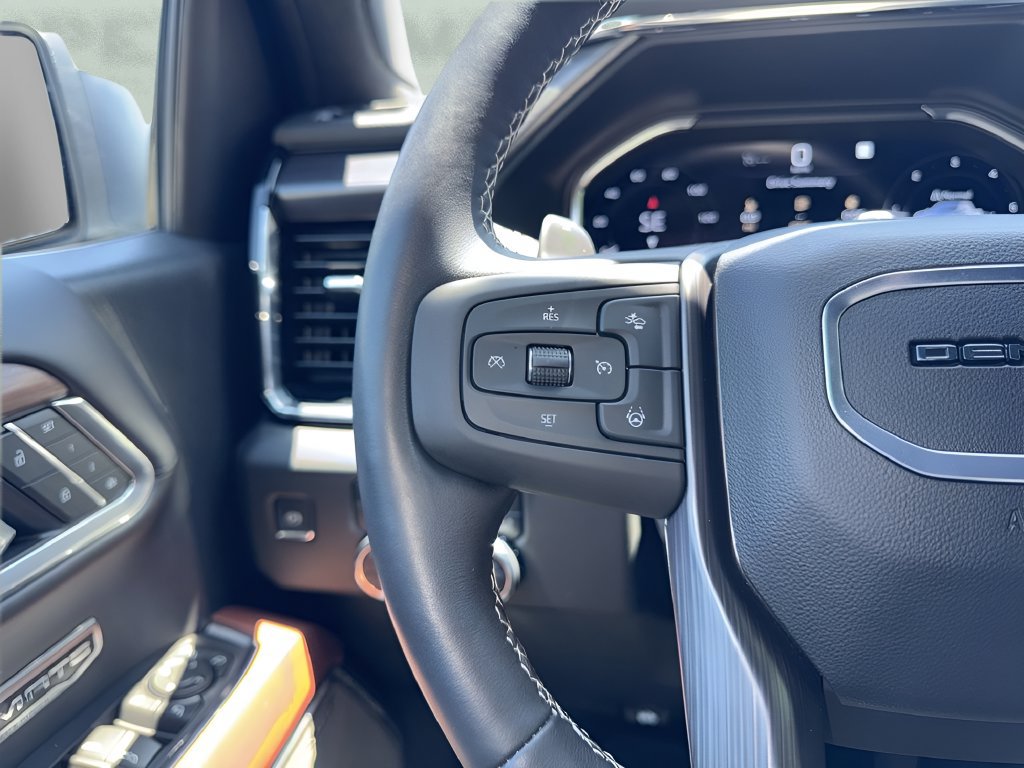 Used 2025 GMC Sierra 1500 Denali Ultimate AWD/4WD image 17