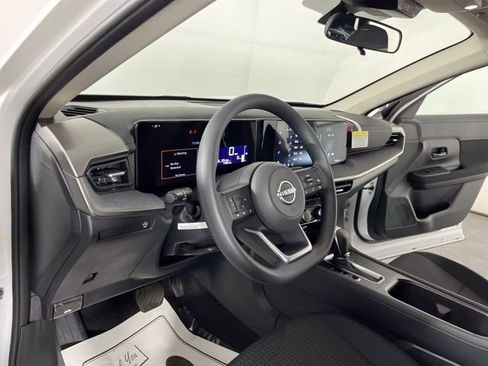 Used 2026 Nissan Kicks S image 20